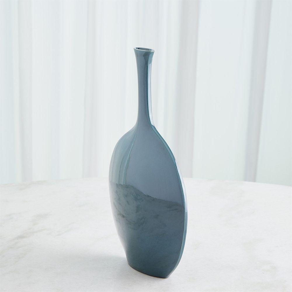 Silhouette Vase-Reactive Blue-Round