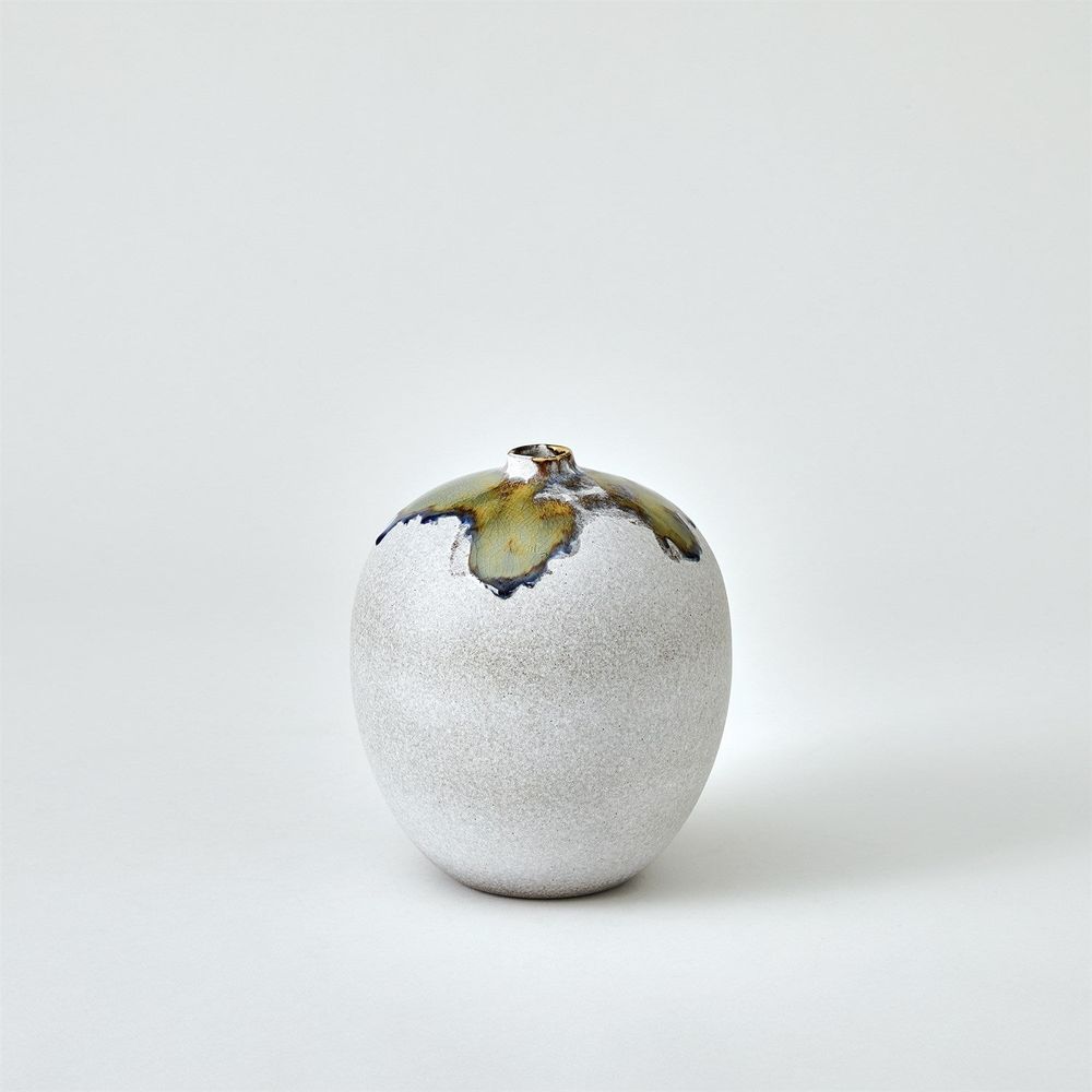 Volcan Footed Vase-Grey/Reactive Green
