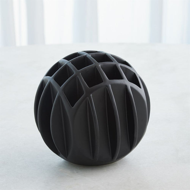 Bud Ball Vase-Matte Black-Sm
