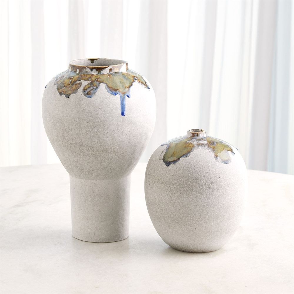 Volcan Footed Vase-Grey/Reactive Green