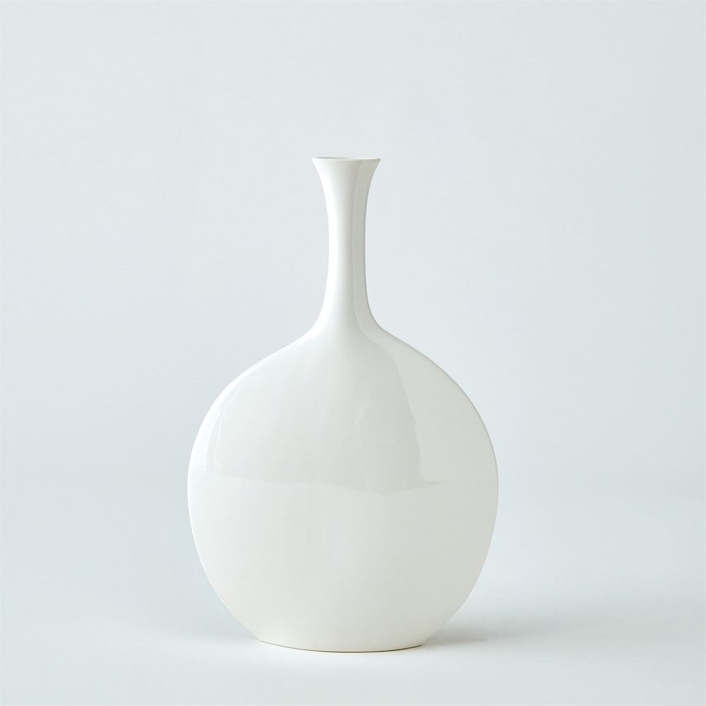 Silhouette Vase-White-Round