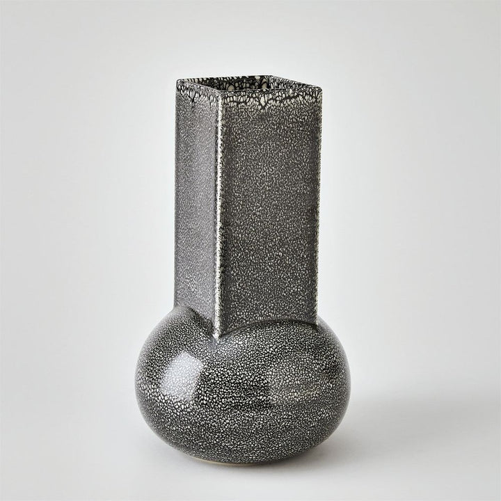 Vases Crocus Vase-Reactive Black-Lg