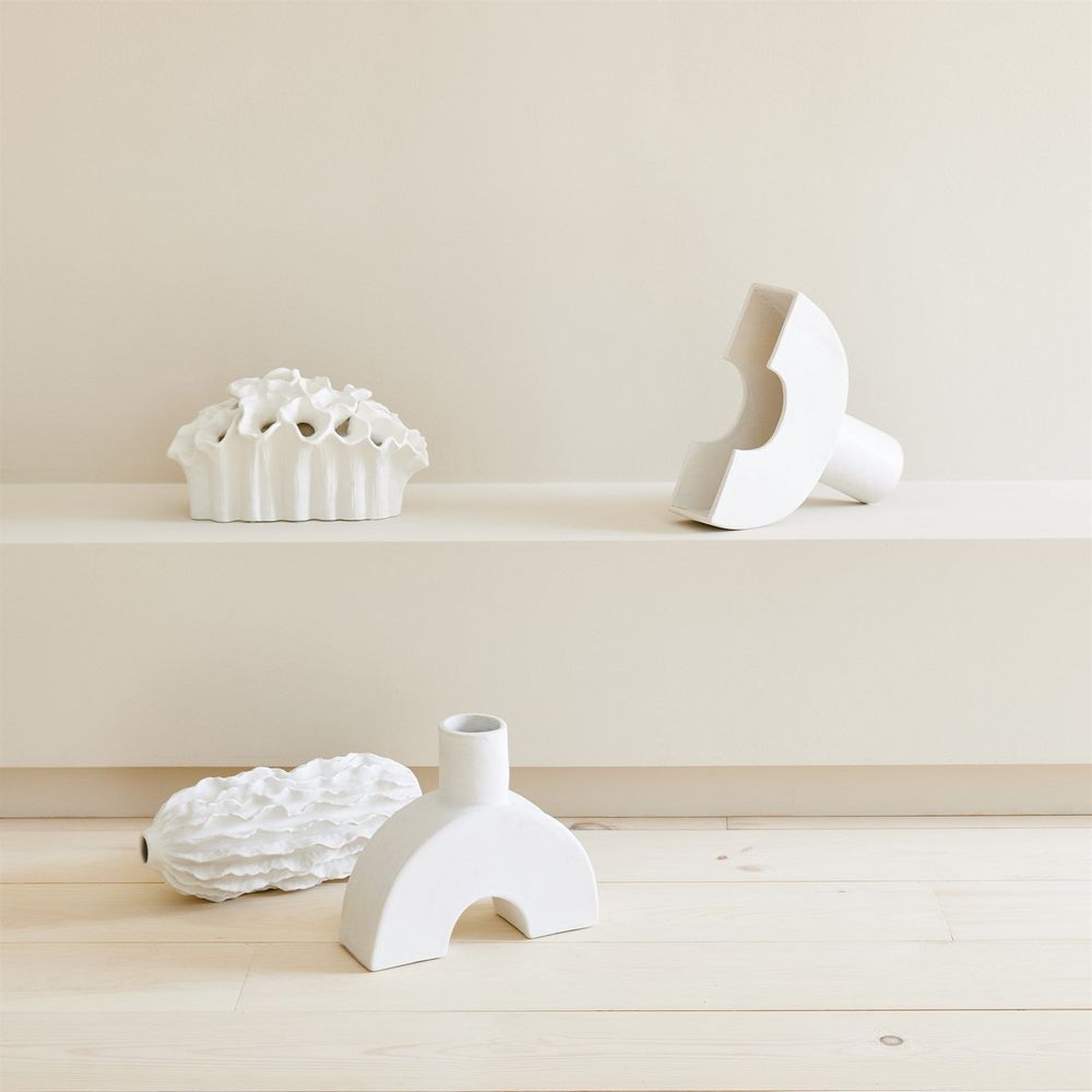 Flora Coral Bouquet-Matte White