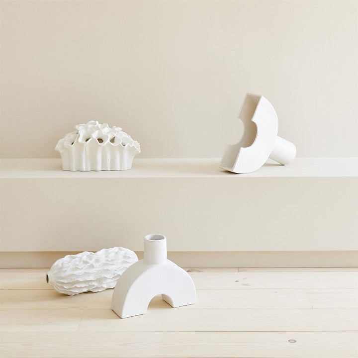 Flora Coral Bouquet-Matte White