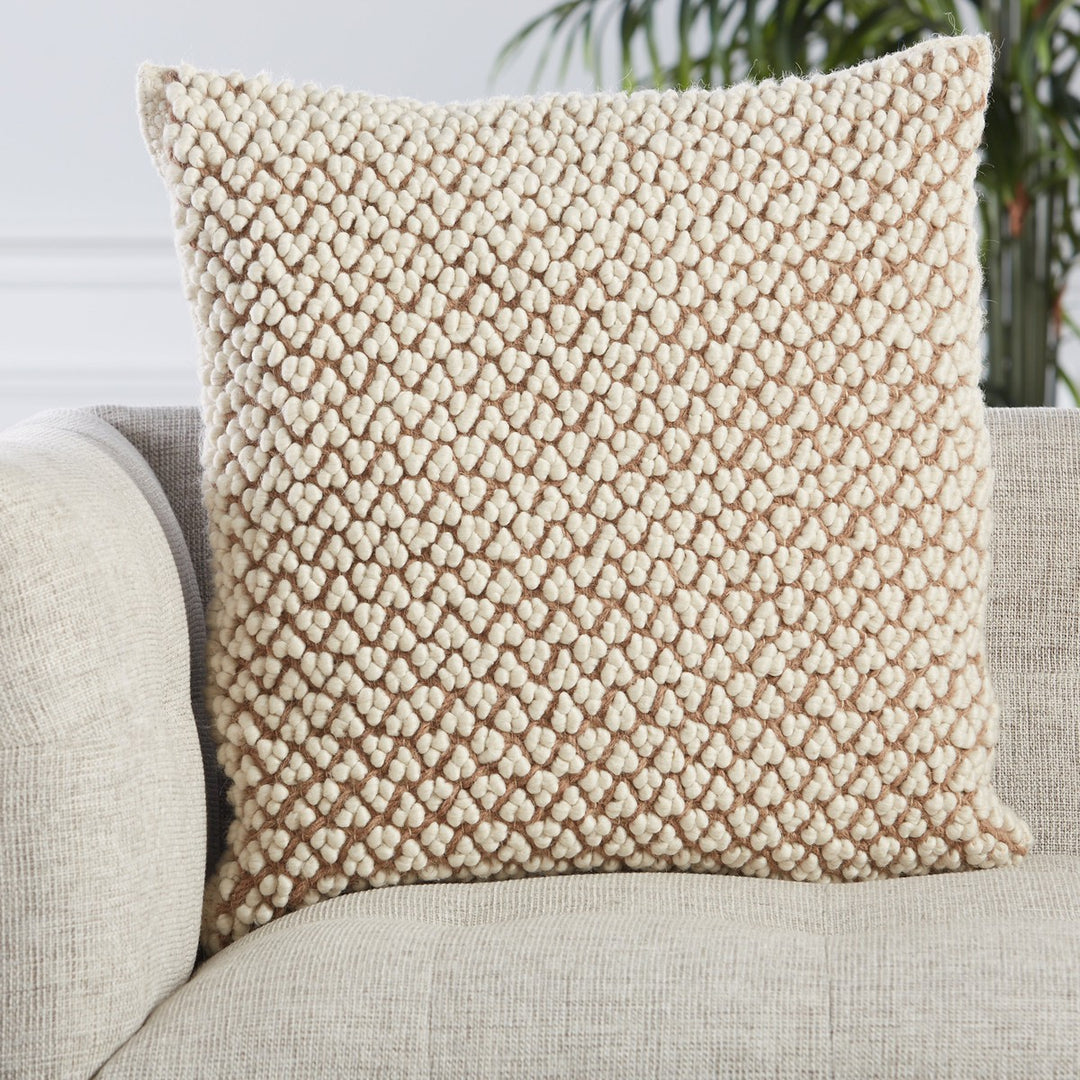 Jaipur Living Madur Textured Tan/ Ivory Poly Fill Pillow (22" Square)