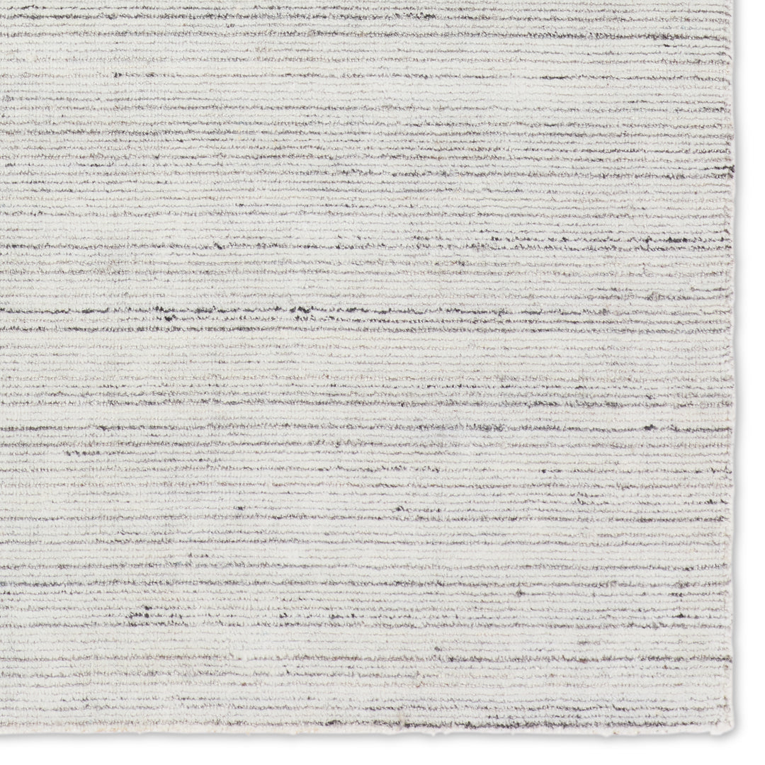 Clarify Handwoven Outdoor Solid Cream/ Light Gray Area Rug (2'X3')