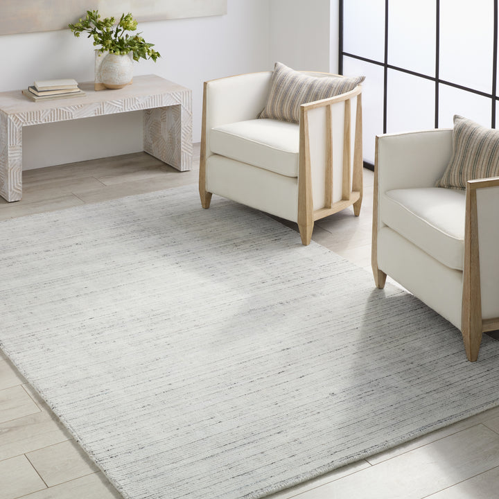 Clarify Handwoven Outdoor Solid Cream/ Light Gray Area Rug (2'X3')