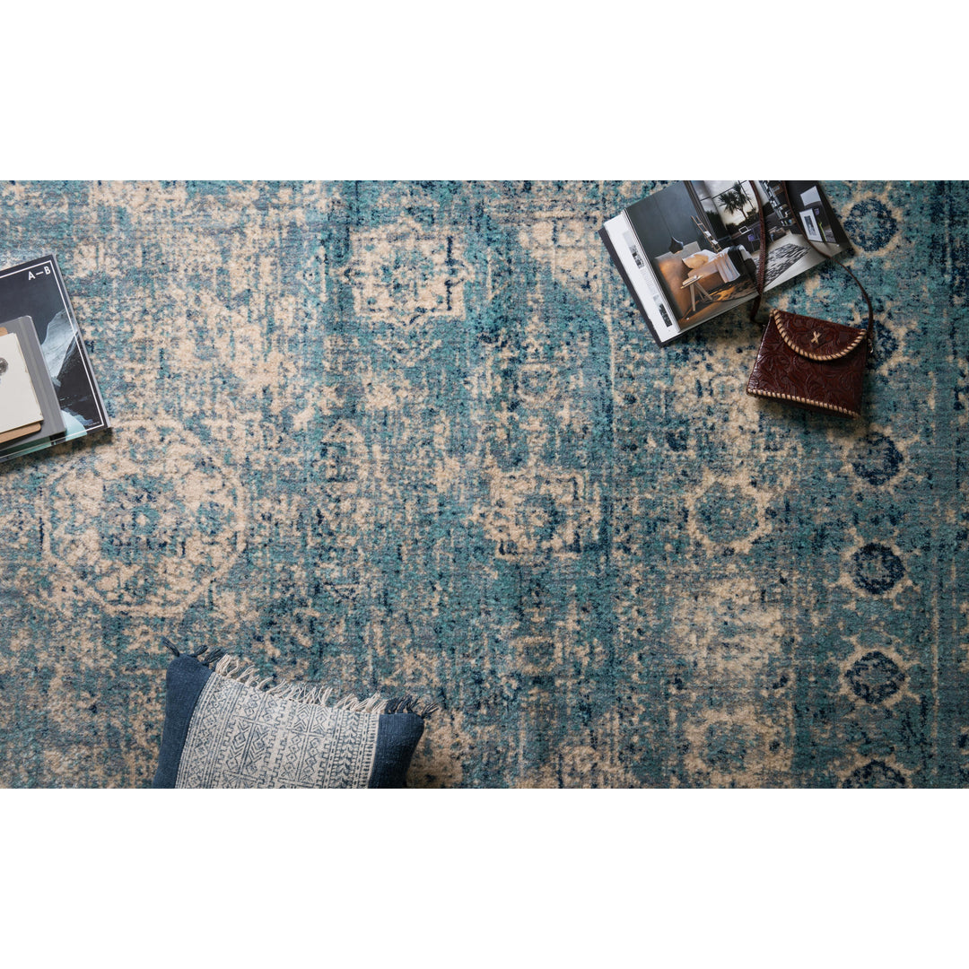 Loloi Anastasia Lt. Blue / Ivory 7'-10" x 10'-10" Area Rug