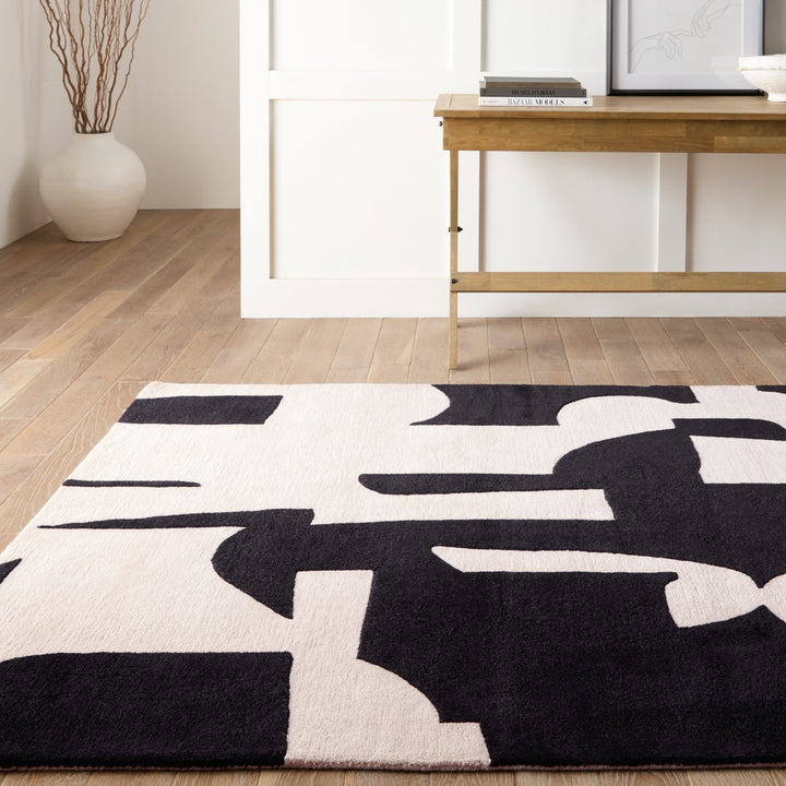 Jaipur Living Noverre Handmade Abstract Black/ Cream Area Rug (6'X9')