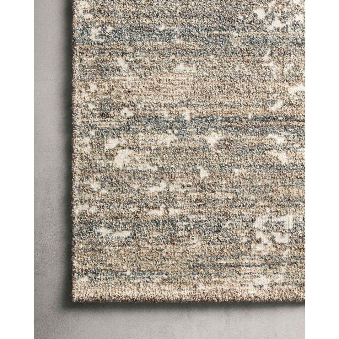 Loloi Augustus Fog 2'-7" x 4' Accent Rug