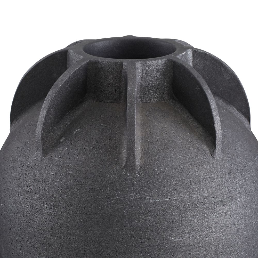 Planters Petal Planter - Black