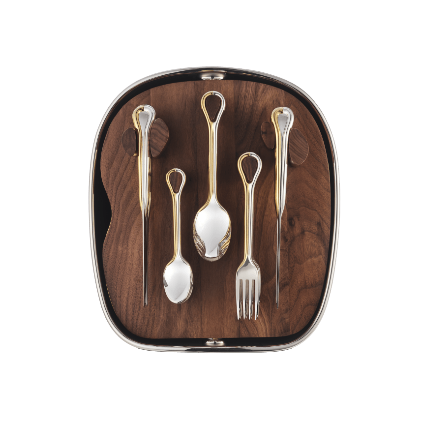 24-Piece Flatware Set Partially Gilded Silver-Plated with Shell | Carrousel