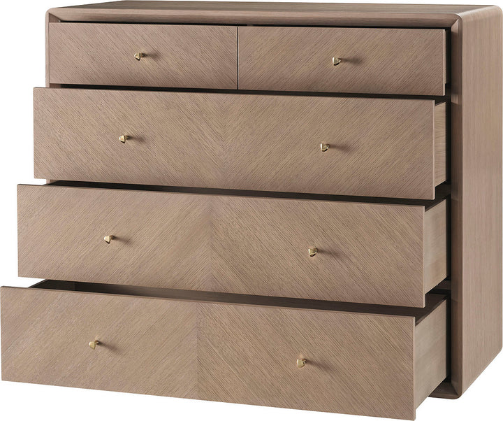 Adelaid Chest
