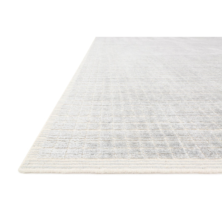 Loloi Beverly Silver / Sky 5'-6" x 8'-6" Area Rug