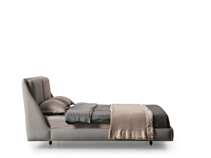 Raphael Bed