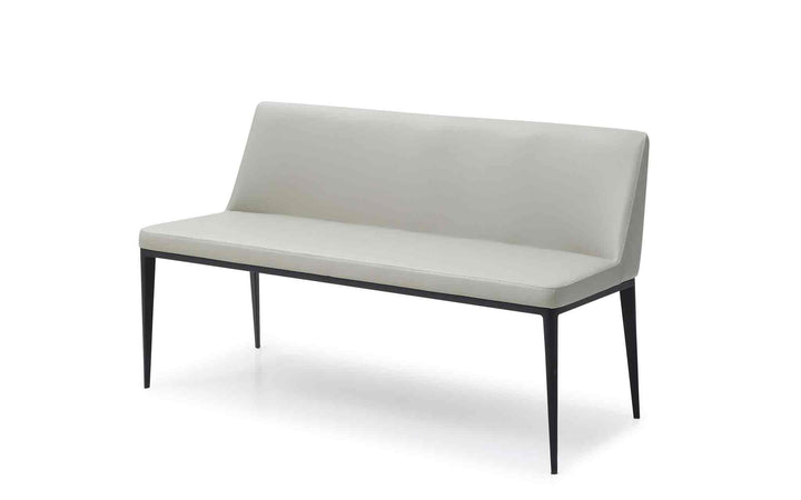 Carrie Bench