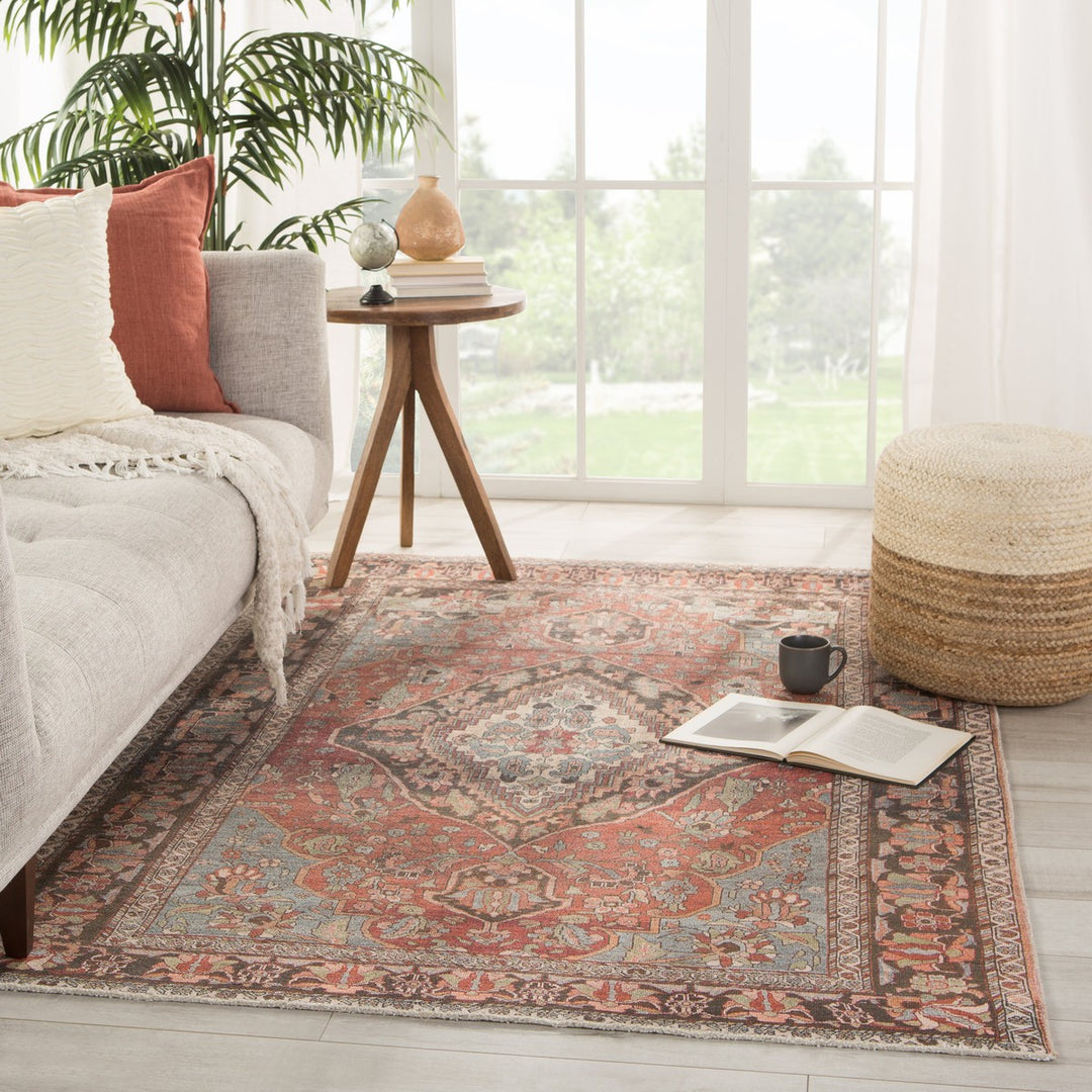 Jaipur Living Wesleyan Medallion Rust/ Gray Area Rug (6'X9')