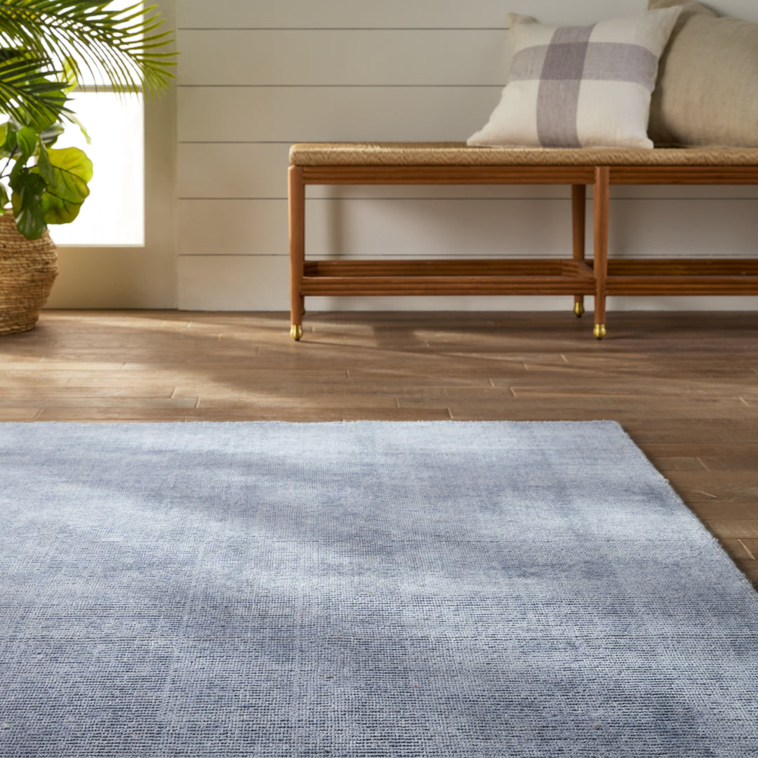 Everen Indoor/ Outdoor Solid Light Blue/ Cream Area Rug (6'X9')