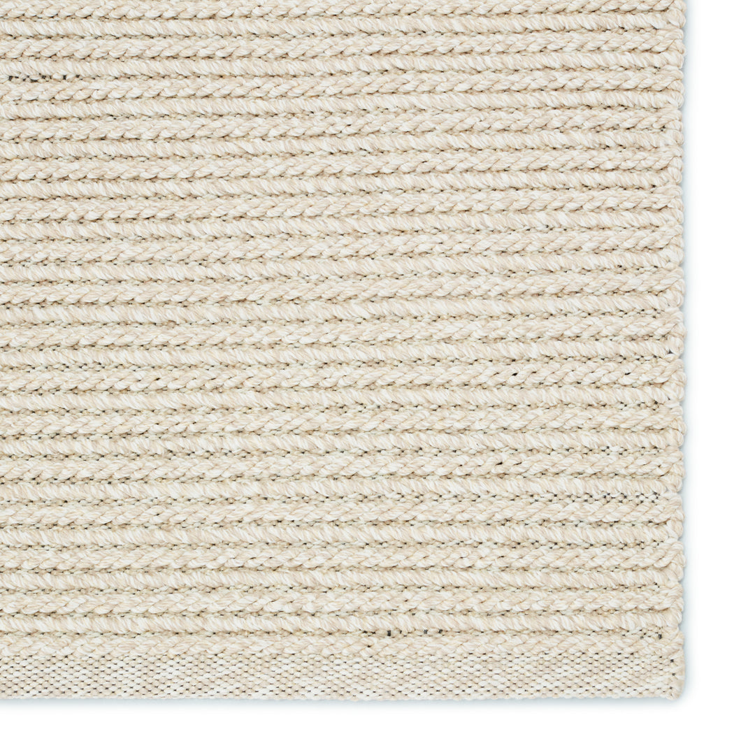 Batal Indoor/ Outdoor Solid Beige/ Ivory Area Rug (2'X3')