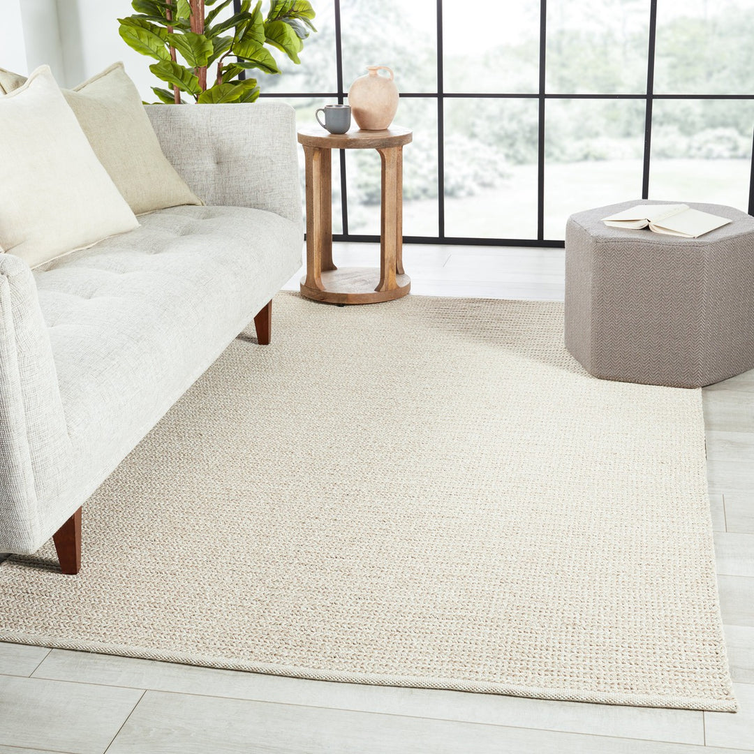 Jaipur Living Raynor Indoor/ Outdoor Solid Beige/ Ivory Area Rug (5'X8')