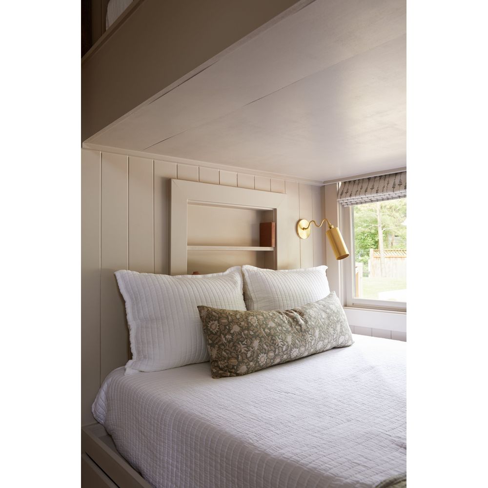 Bea 1 Light Wall Sconce