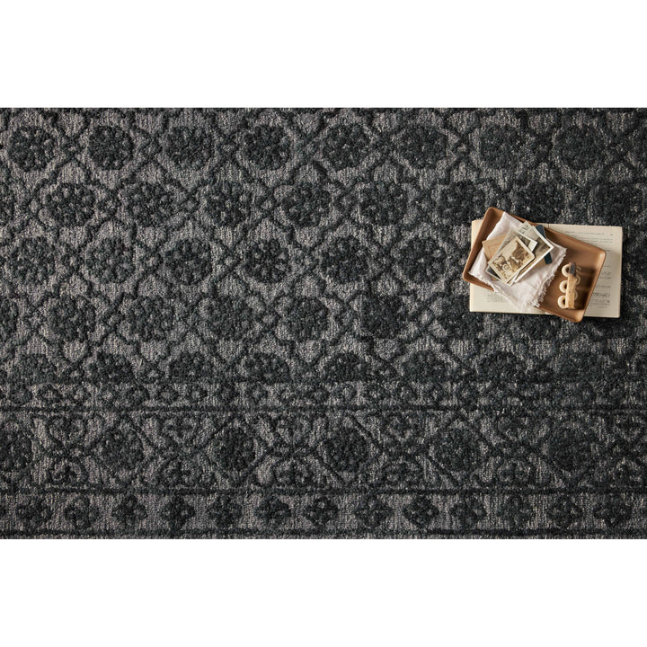 Loloi Cecelia Smoke / Dk. Grey 2'-3" x 5'-6" Accent Rug