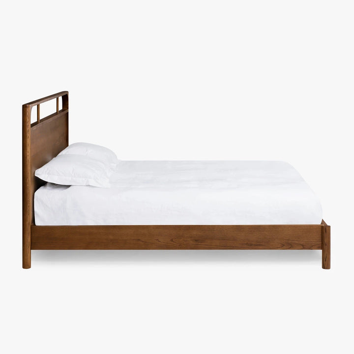 Cali Bed, Queen - Walnut