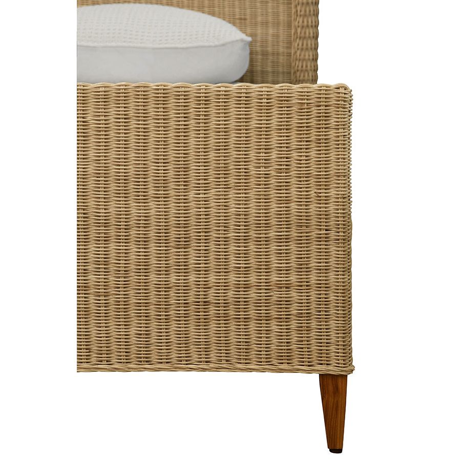 Chamberlain Bed With Arched Headboard In Rattan - Queen