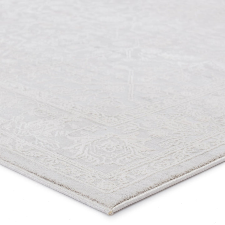 Jaipur Living Riella Floral Light Gray/ Cream Area Rug (5'3"X7'6")