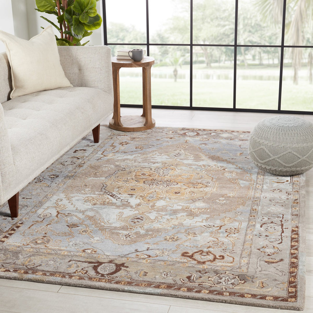 Jaipur Living Raisa Handmade Medallion Gray/ Gold Area Rug (5'X8')