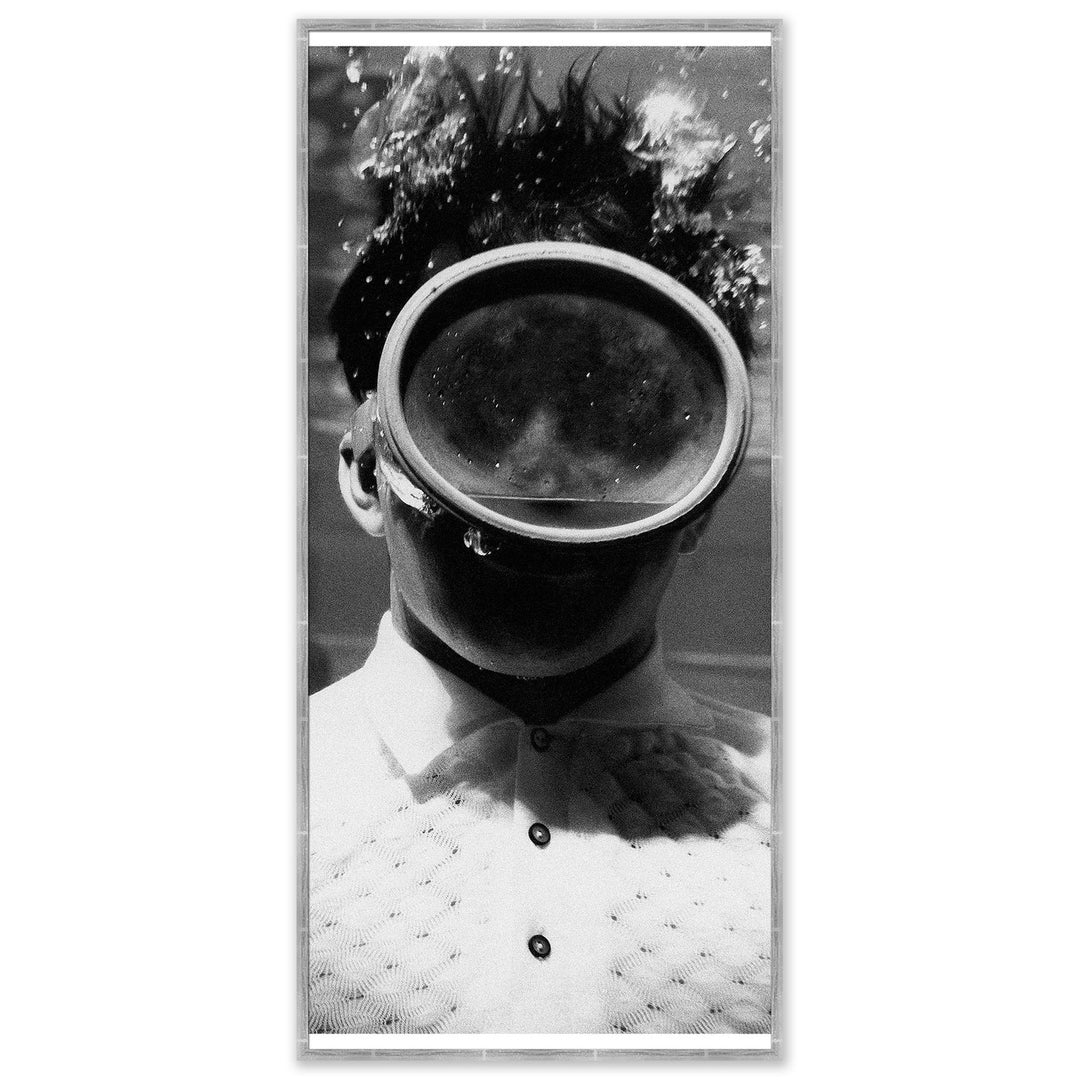 GQ Magazine, "Man Underwater", Leonard Nones, April 1961 2 by Soicher Marin