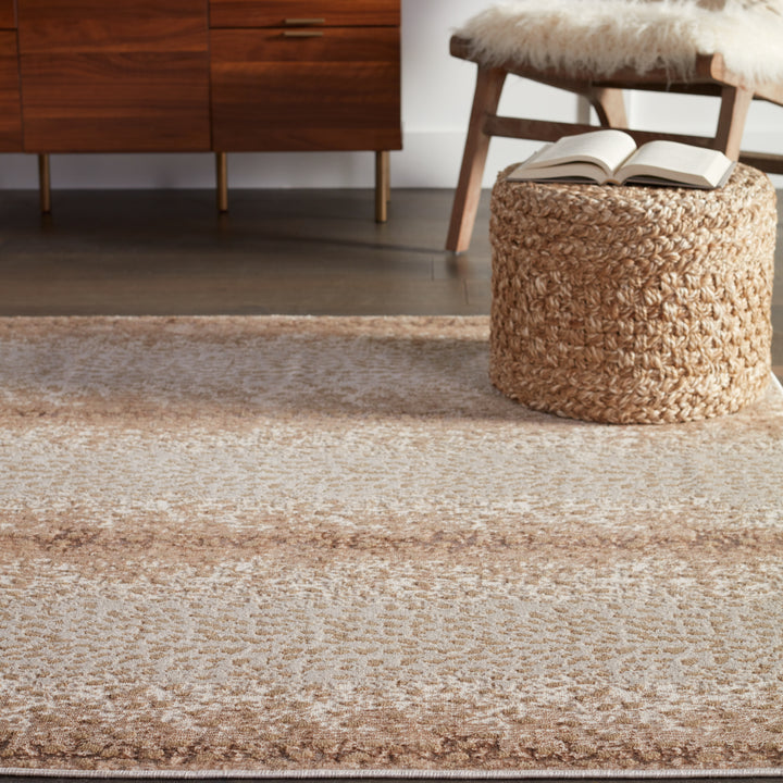 Savannah Animal Pattern Tan/ Gray Area Rug (11'8"X18')