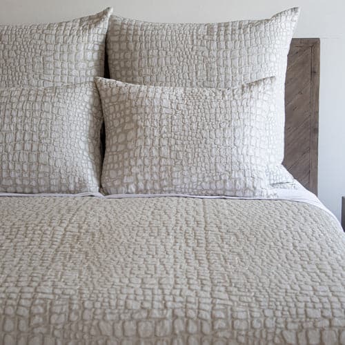 Croc Coverlet-Ann Gish-ANNGISH-COCRK-QTZ-Bedding-1-France and Son