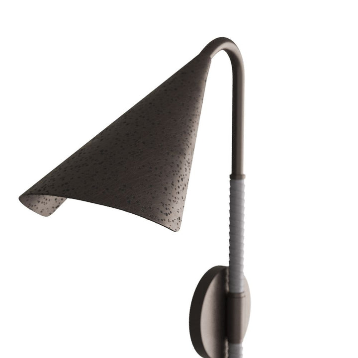 Malik Sconce - Black