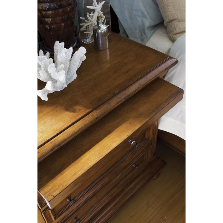 Nightstands Martinique Nightstand - Plantation
