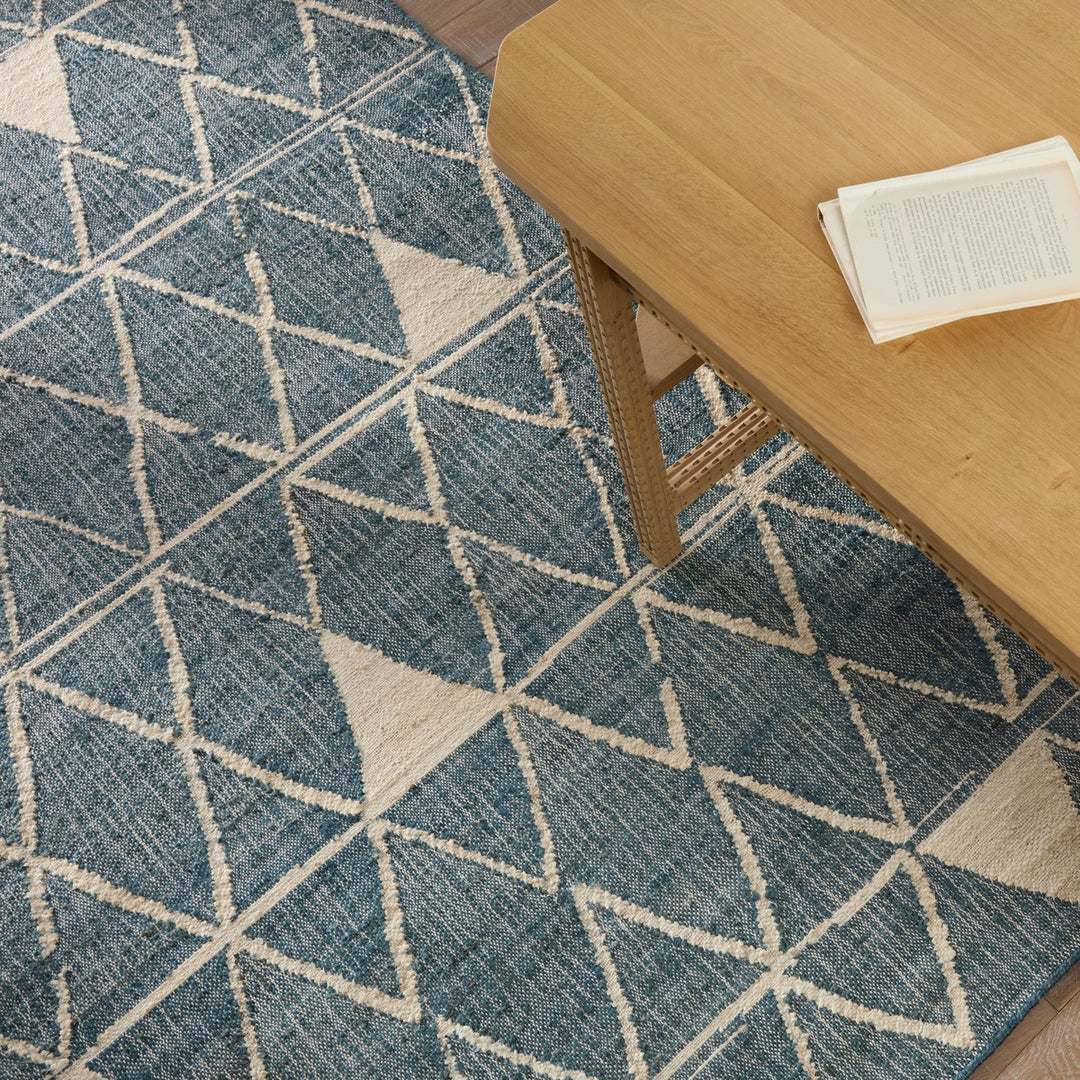 Jaipur Living Helina Natural Trellis Navy/ Beige Area Rug (10'X14')