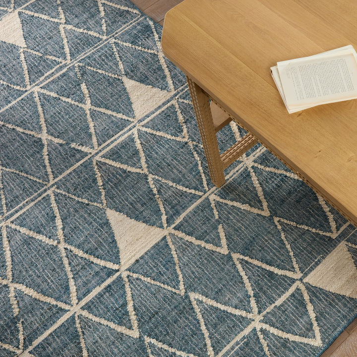 Jaipur Living Helina Natural Trellis Navy/ Beige Area Rug (5'X8')