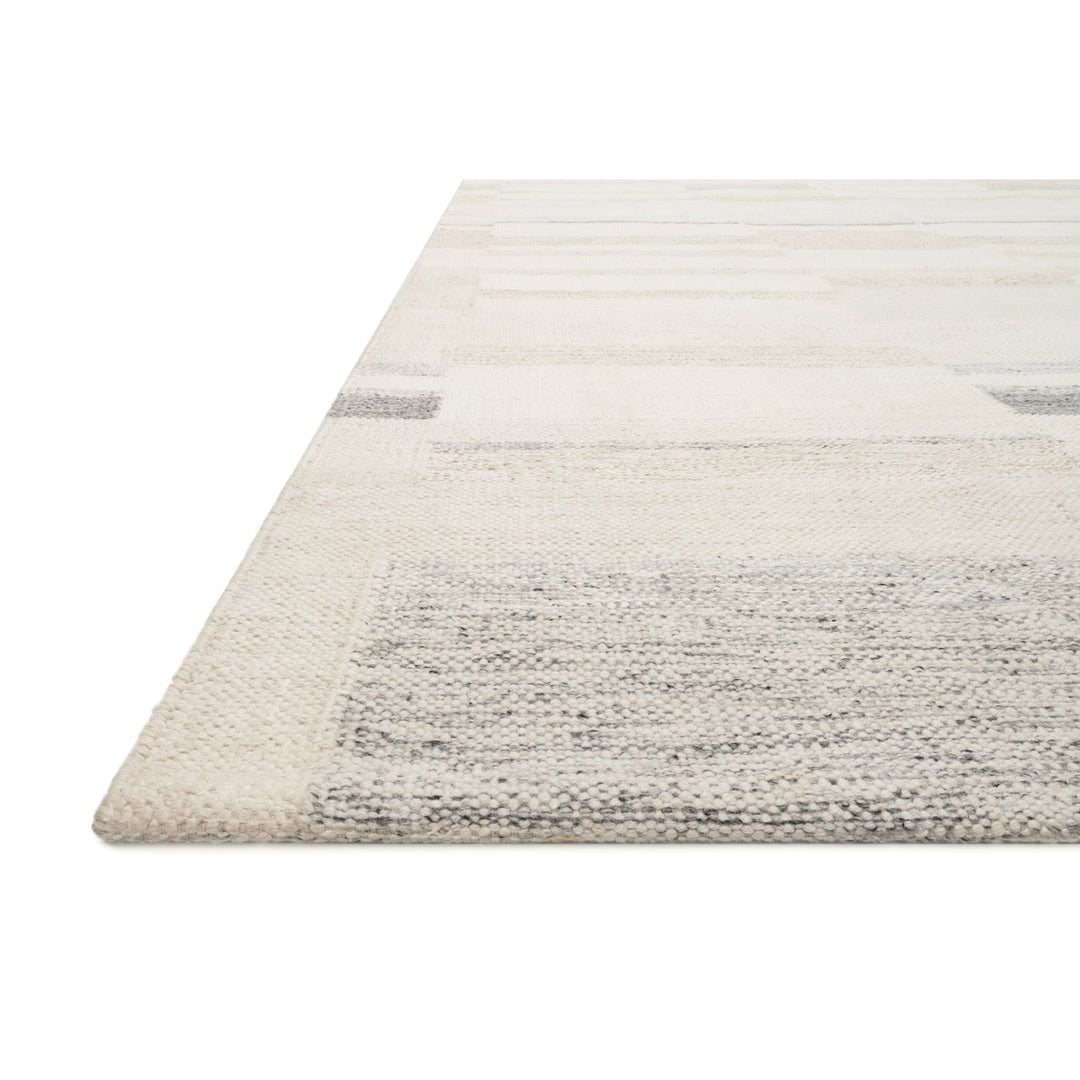 Loloi Evelina Ivory / Beige 5'-0" x 7'-6" Area Rug