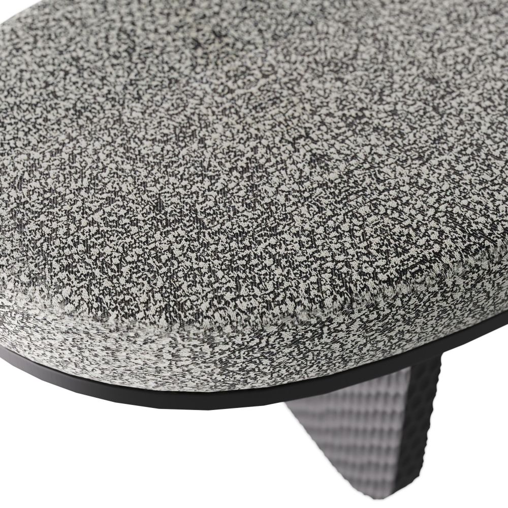 Nayeli Bench