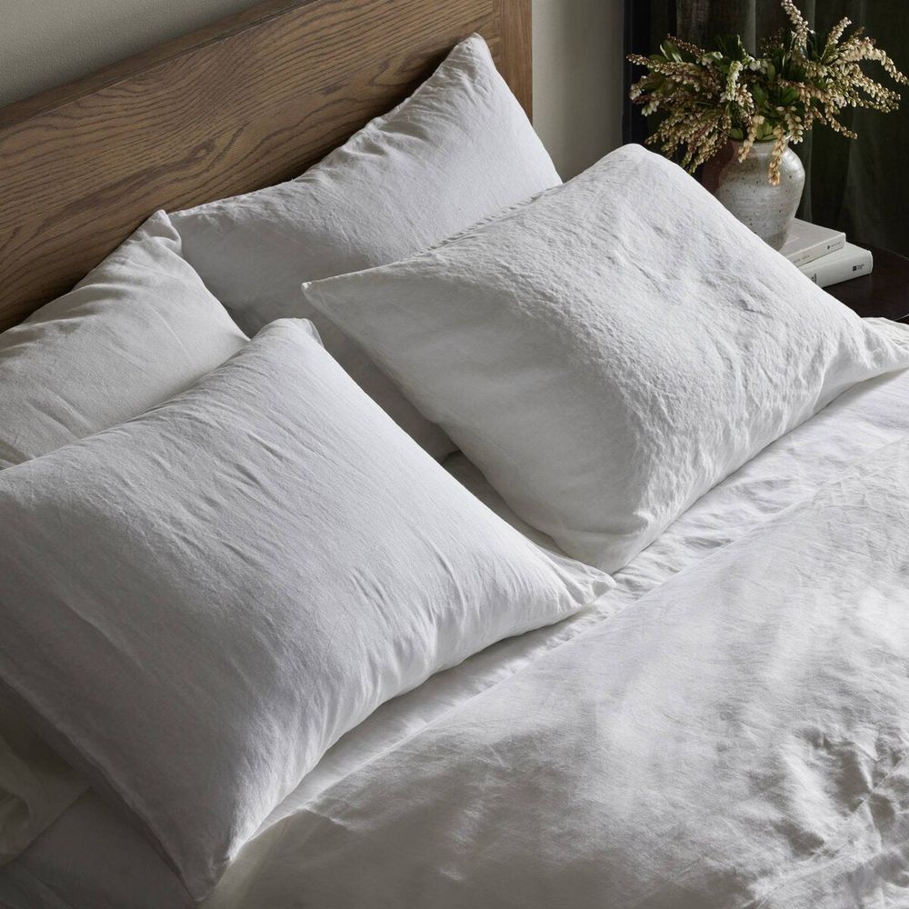 Bedding: Sheets Fable Flat Sheet - Sable White - Queen