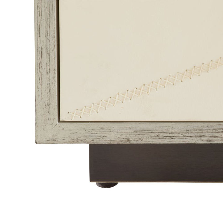 Sterlingzel Side Table - Black