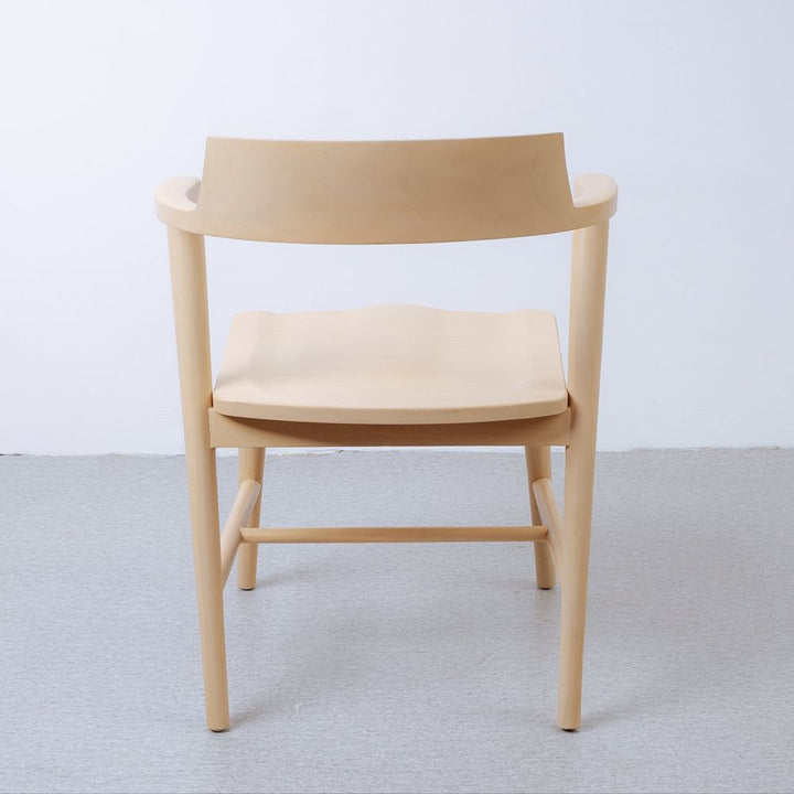 Elbow Z Dining Chair