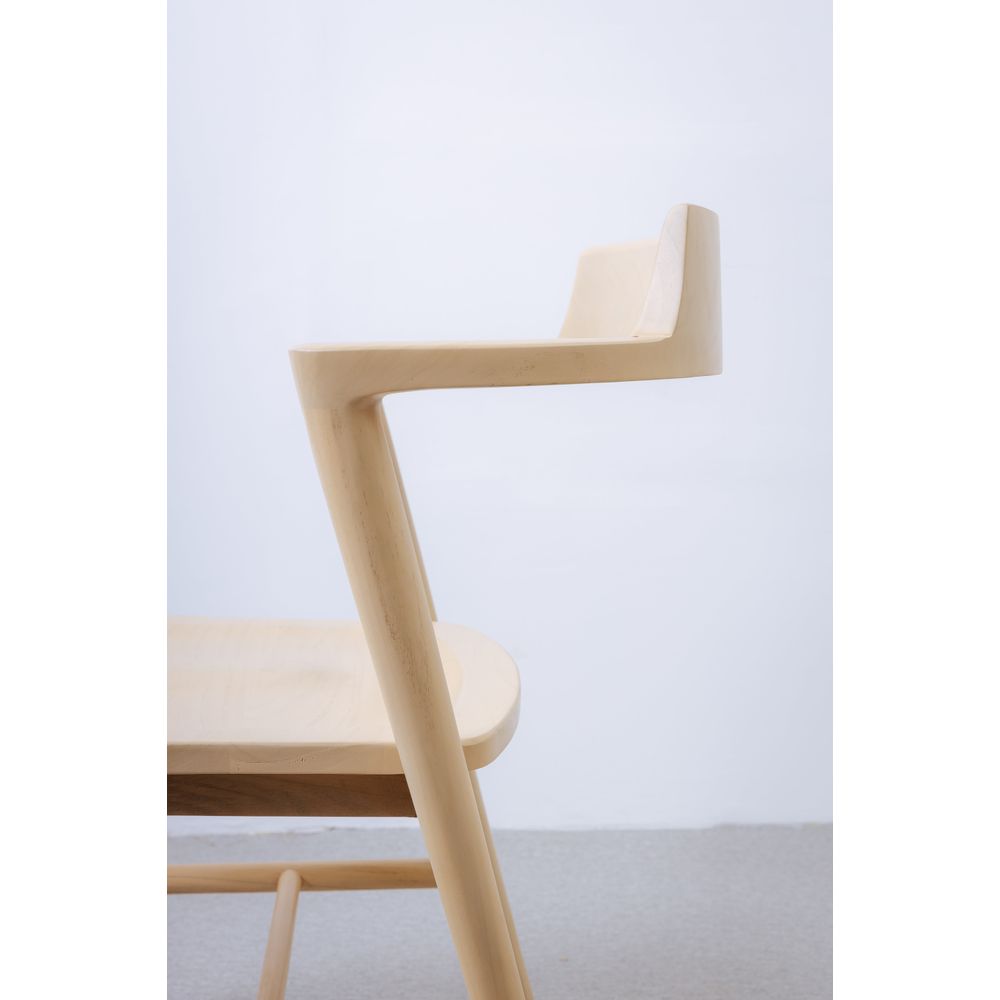 Elbow Z Dining Chair