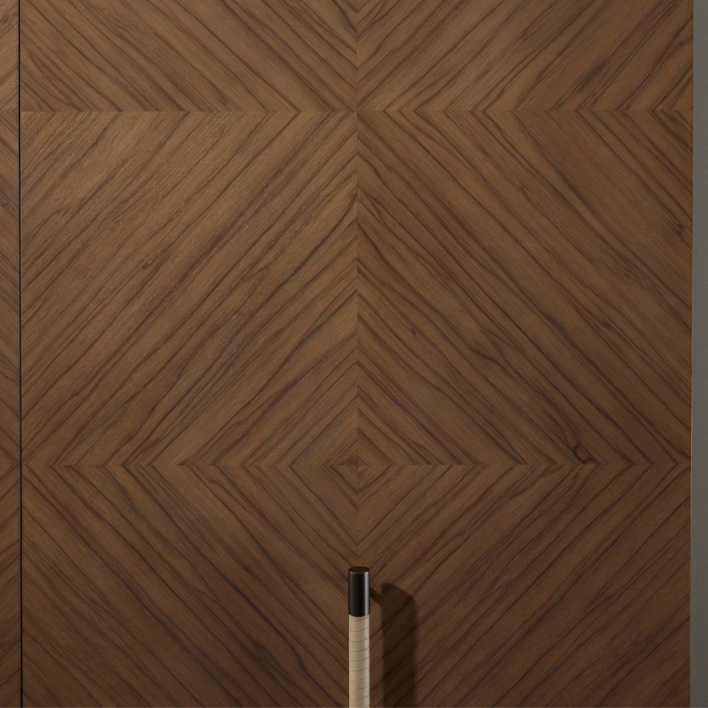 Triton Cabinet