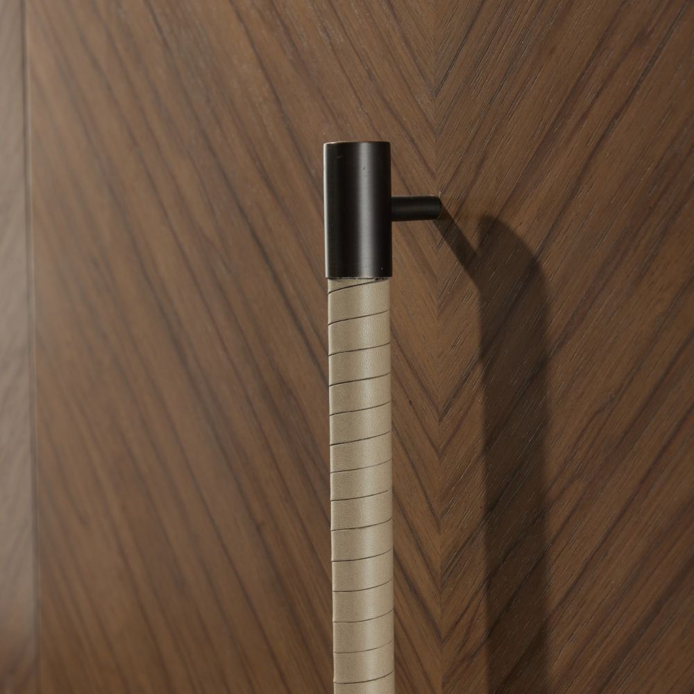 Triton Cabinet