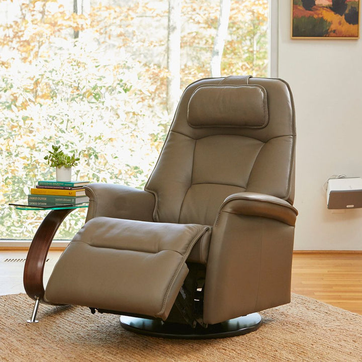 Lounge Chairs: Recliners Stockholm Swing Relaxer