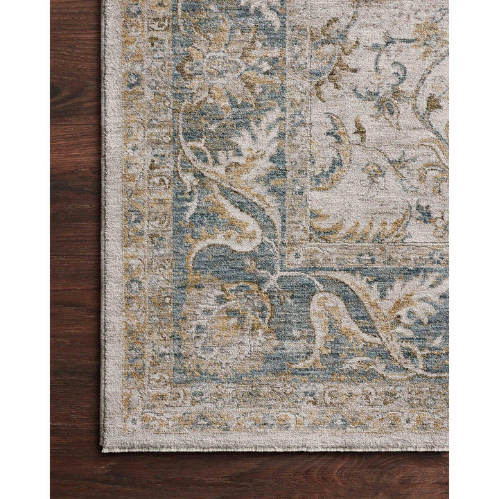 Loloi Gaia Natural / Ocean 4'-0" x 5'-7" Accent Rug