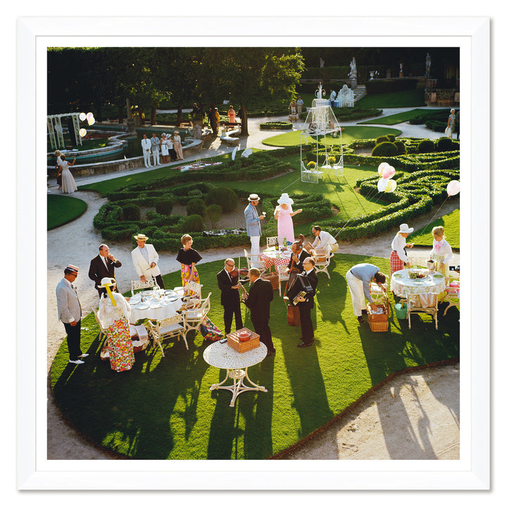 Getty Images, "Garden Party", Slim Aarons, January 1, 1970 by Soicher Marin