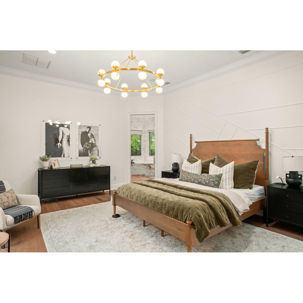 Grafton 16 Light Chandelier