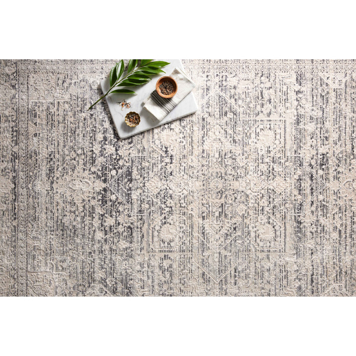 Loloi Homage Ivory / Grey 5'-3" x 7'-6" Area Rug